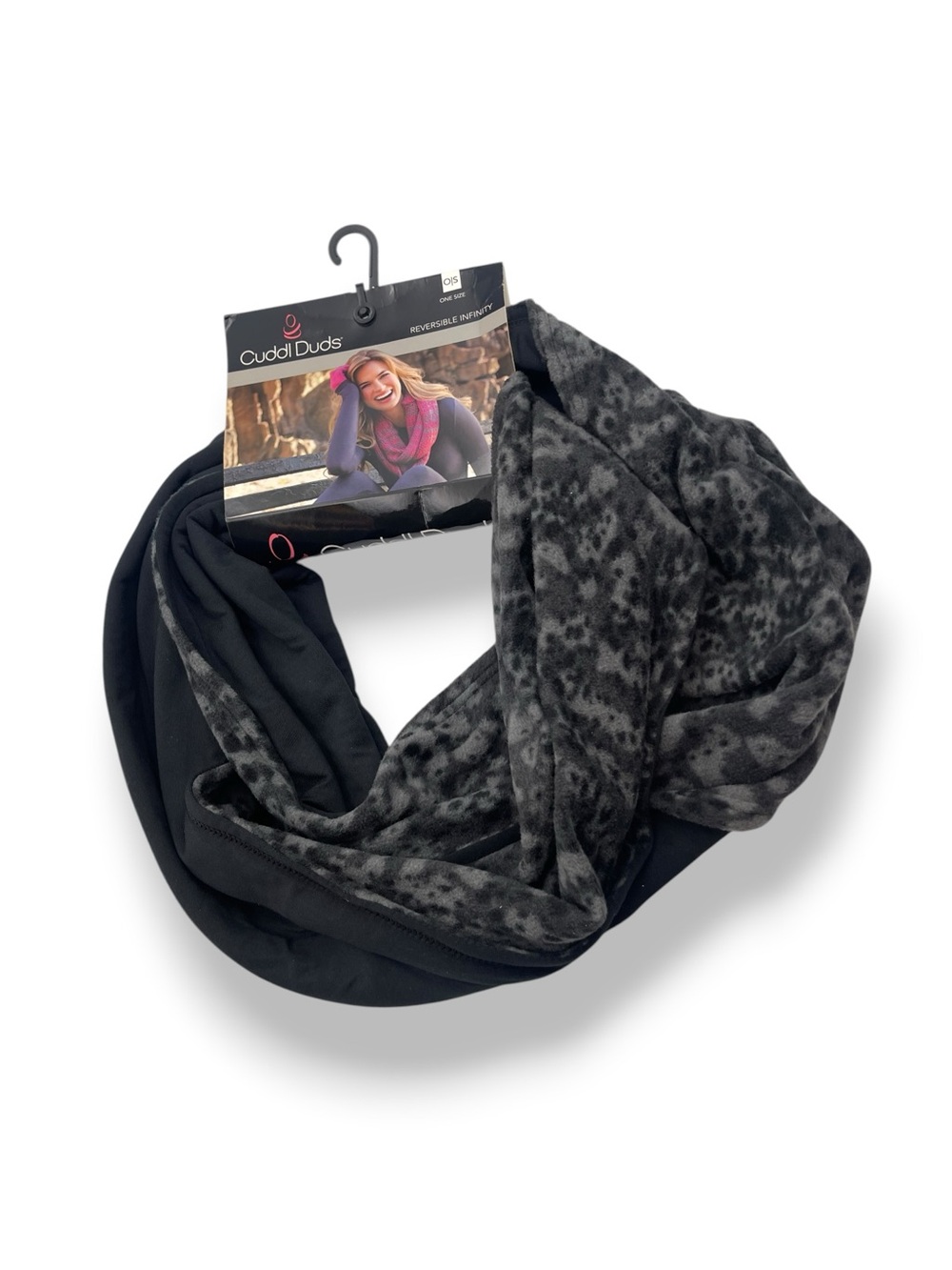 NWT Cuddl Duds Reversible Infinity Scarf Gray Leopard Animal Print & Black Cozy
